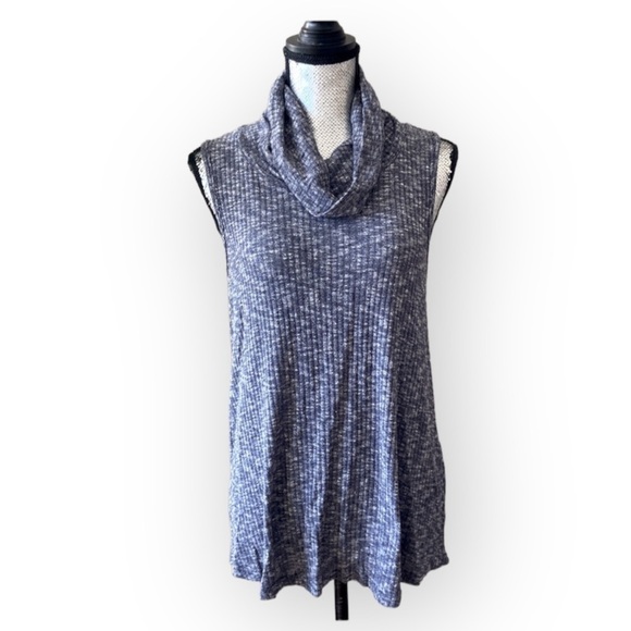 ⭐️2 FOR $20⭐️ Love Riche flowy tunic knit top - Picture 1 of 5